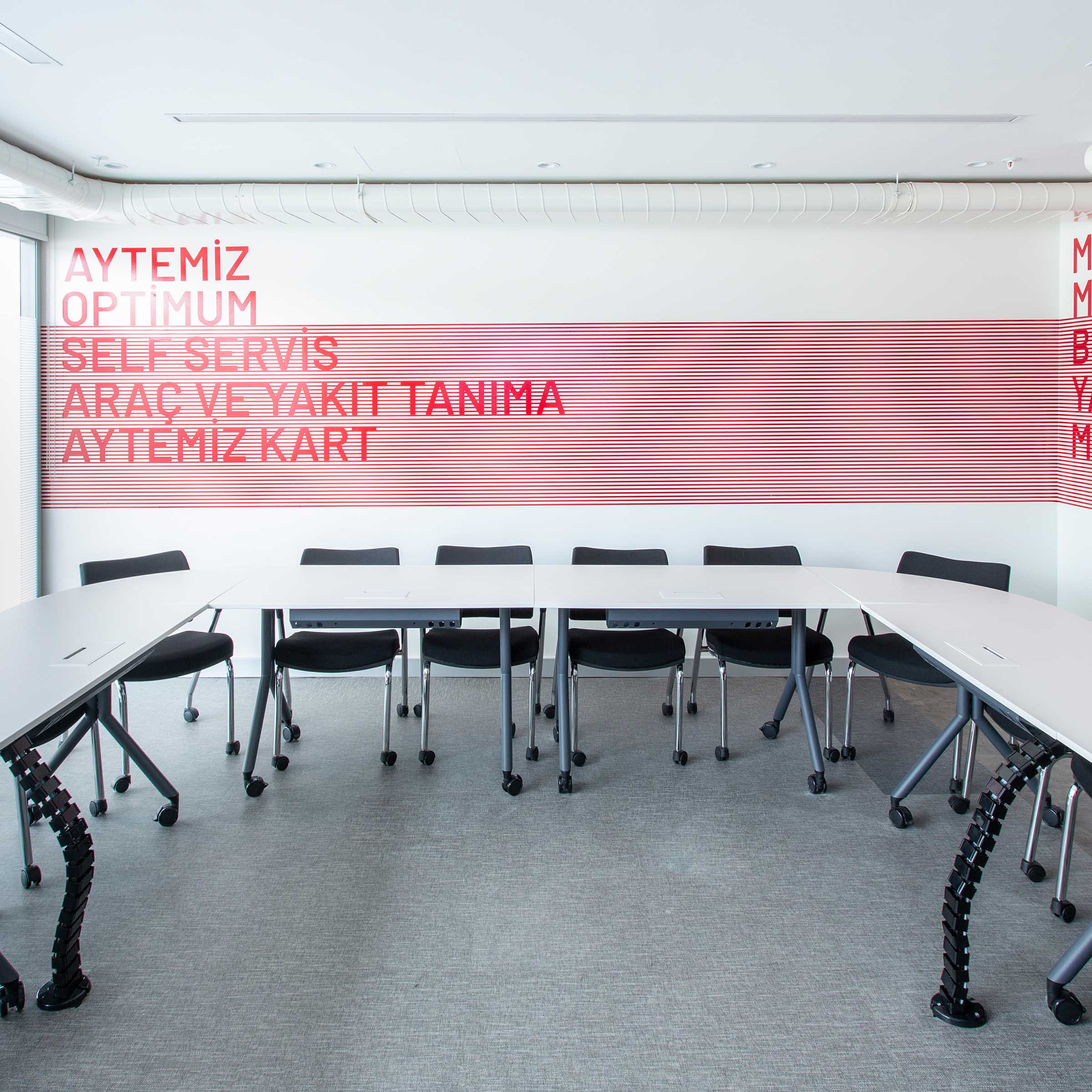 Gavina U Shape Table Set Up