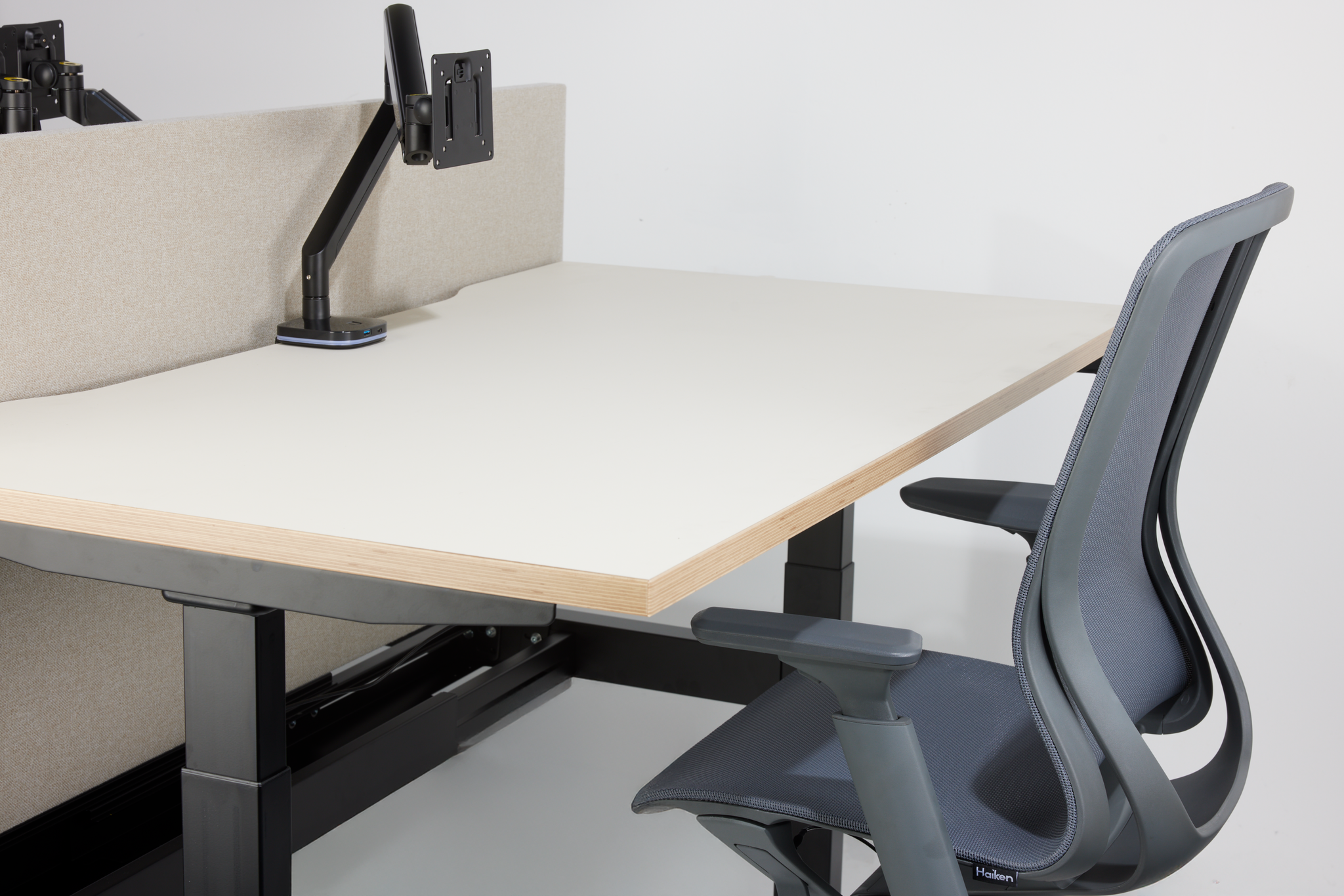 Wolfe Height-Adjustable Workstation