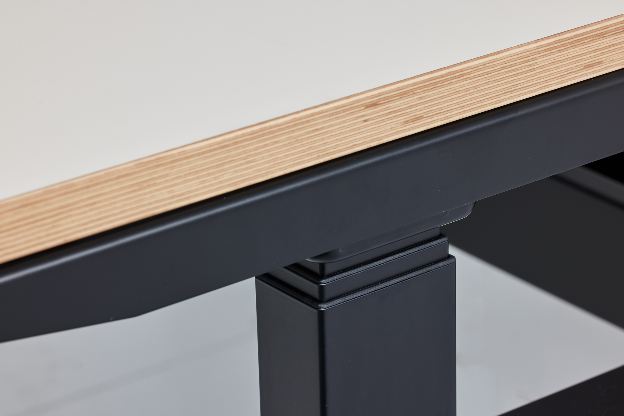 Wolfe Height-Adjustable Workstation Single Desk