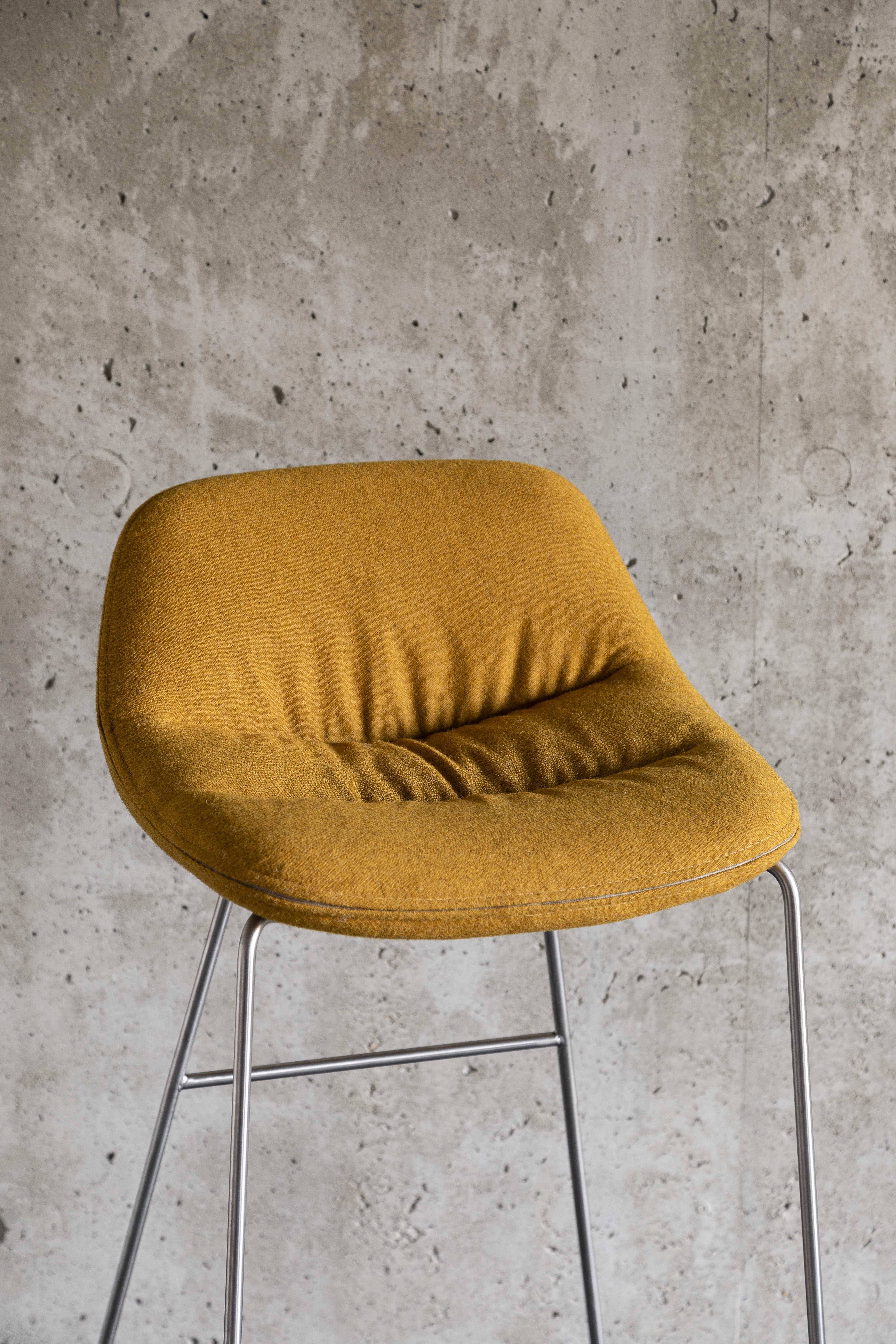 Noti Mishell Soft Bar Stool