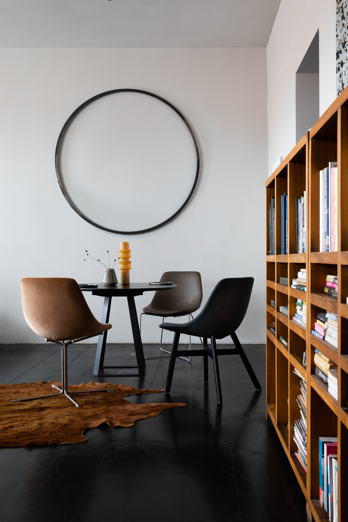 Noti Mishell Meeting Chair