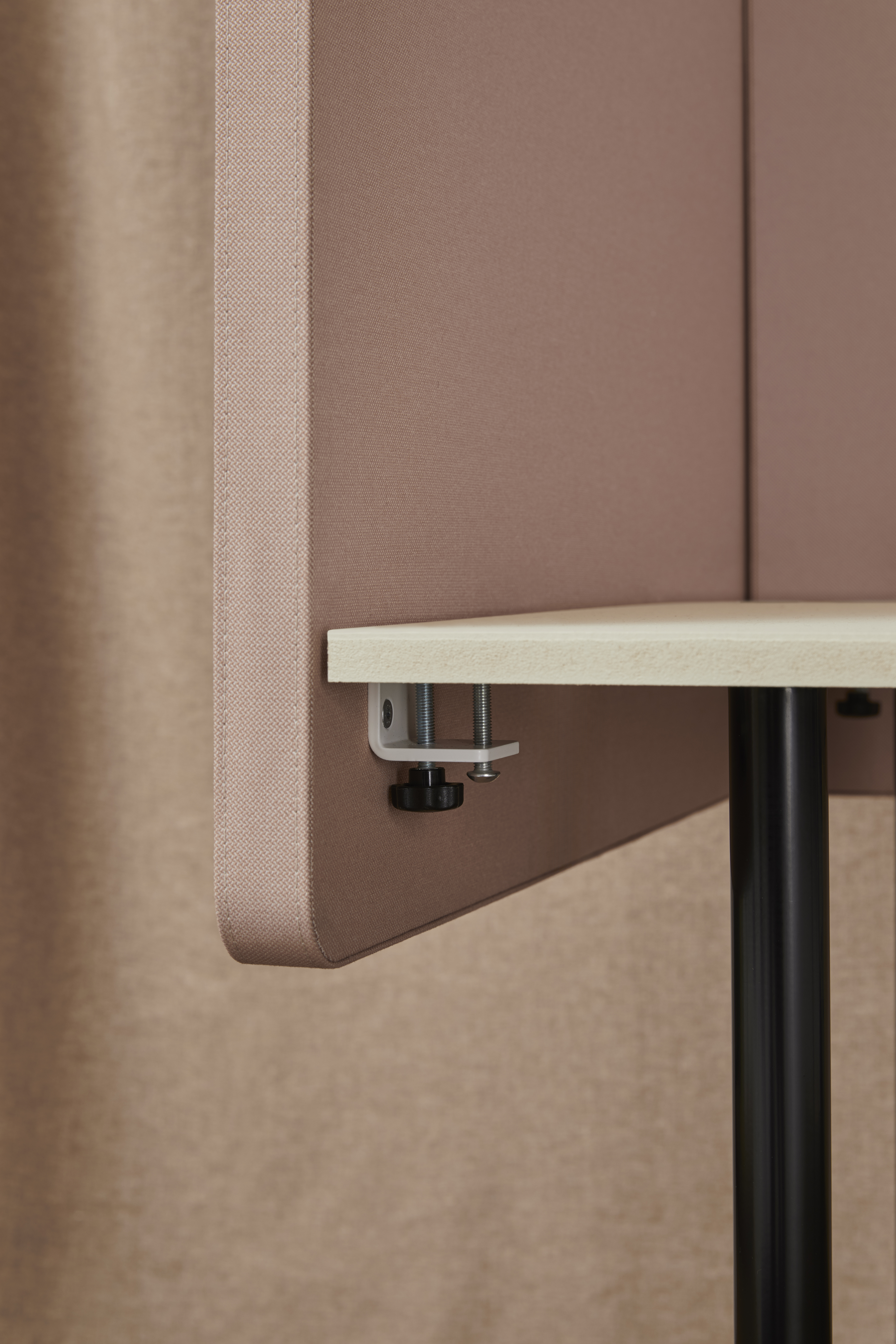 Dezibel Acoustic Table Screen