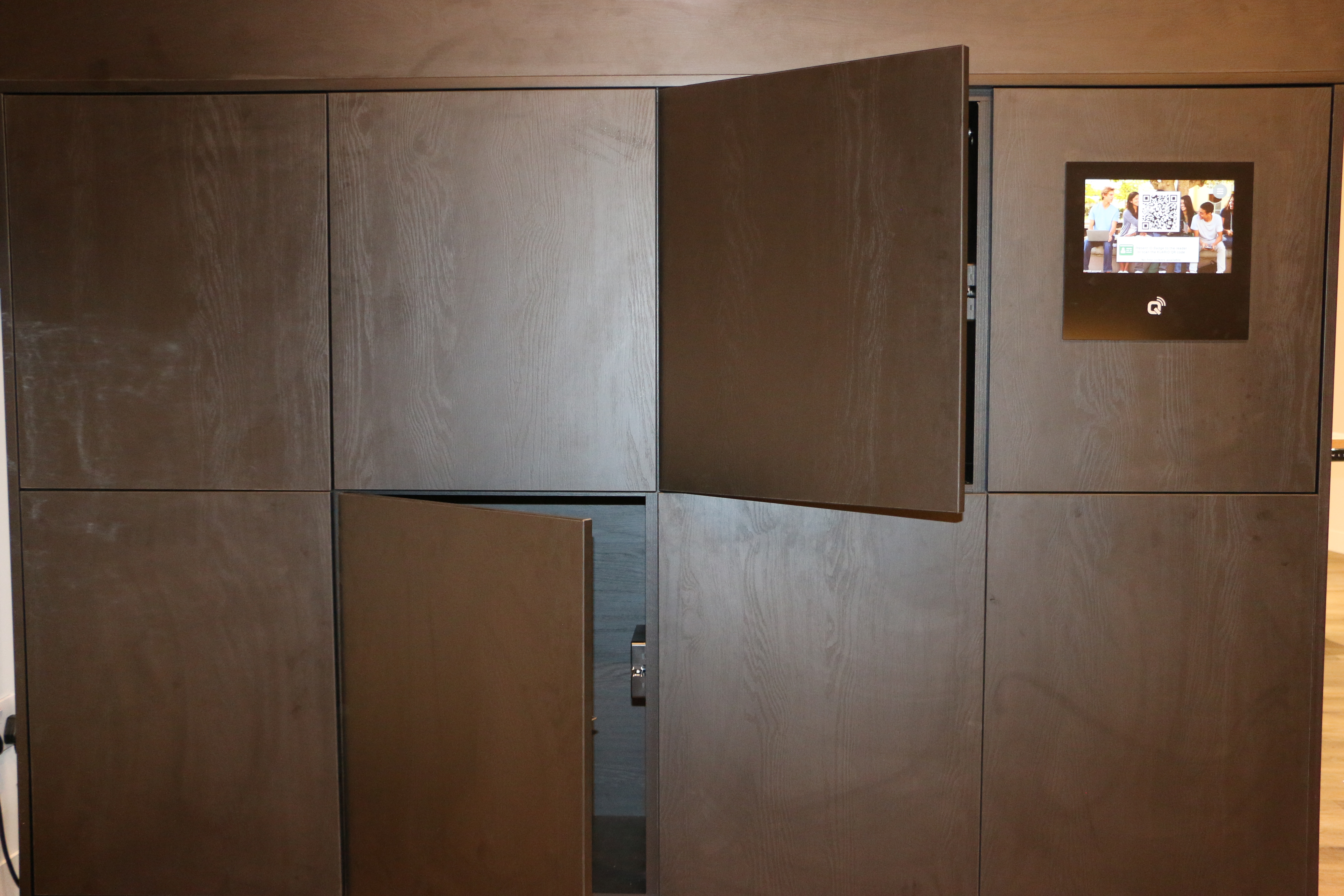 brunel smart lockers