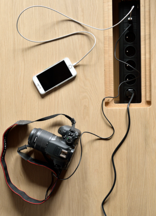 Oak Mikado Meeting Table